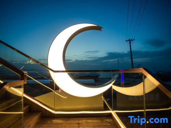 Qingdao Lingshan Island Haishang Starting Hotel