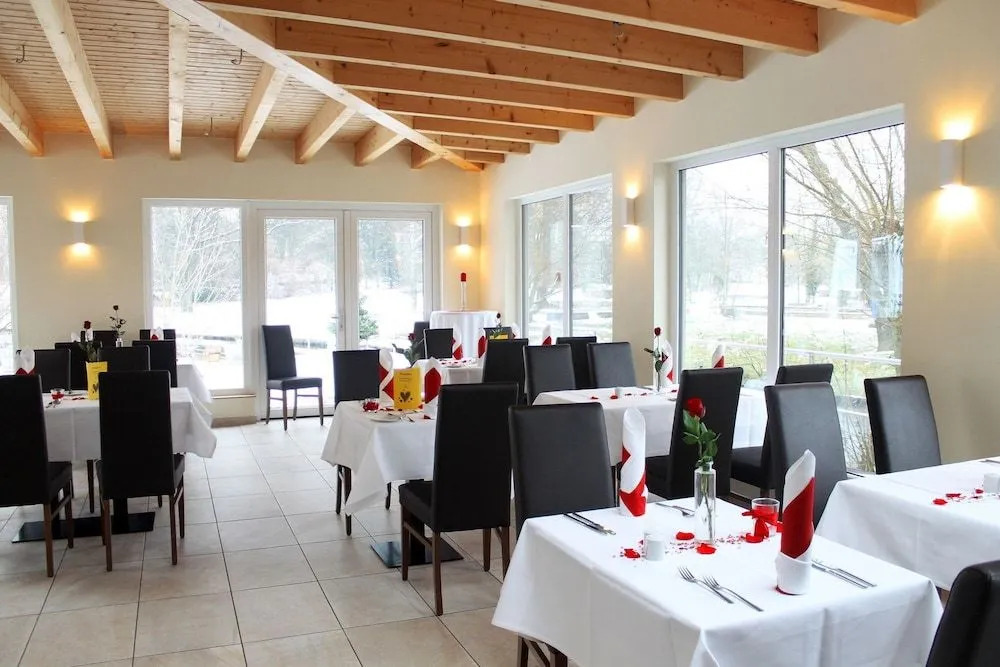 Land-Gut-Hotel- Weisser Schwan