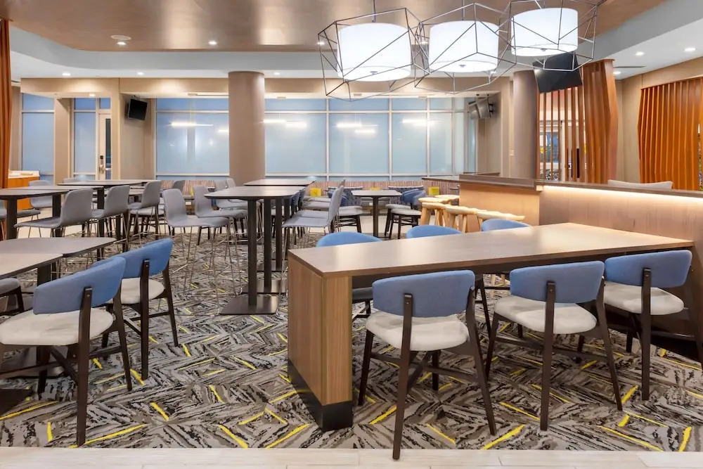 SpringHill Suites Kansas City Airport
