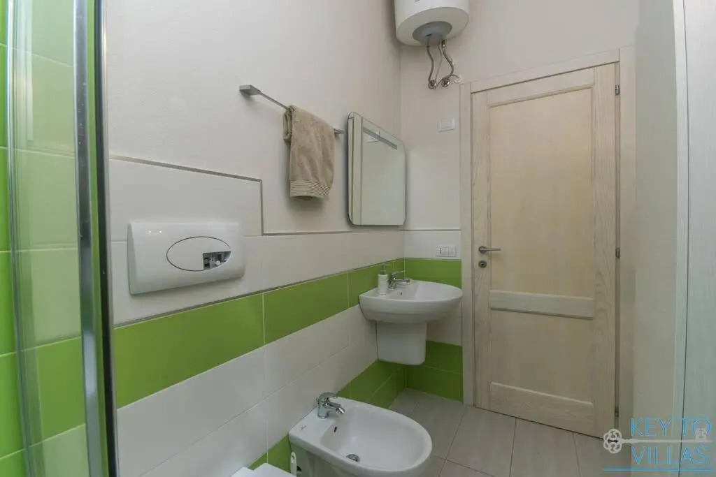 Brigata House - Luxury 2 beds, wifi, balcony,sea view - Key to Villas