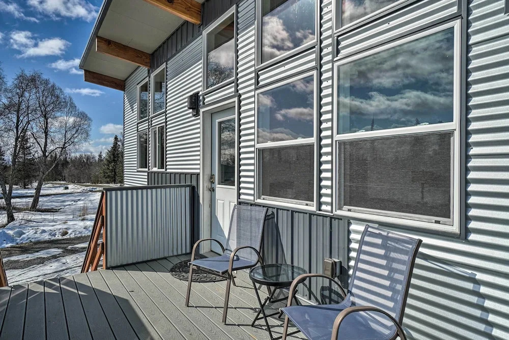Pet-friendly Duplex w/ Northern Lights Aurora View