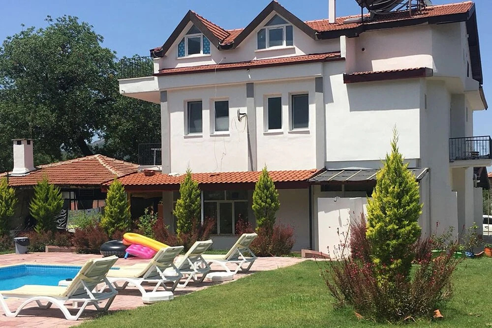 Sureyya Hotel