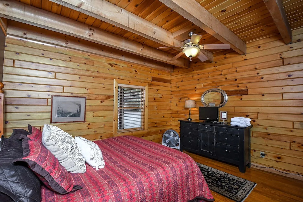 Bear Hollow 5 Bedroom House