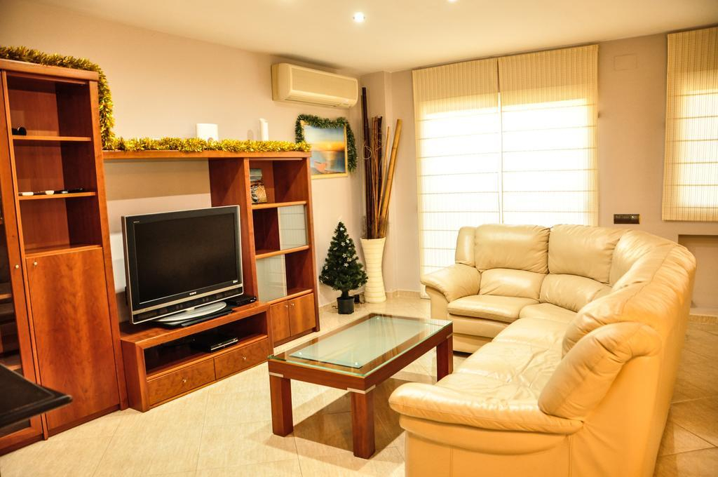 Villa Moles Near Beach, Port Aventura and Golf