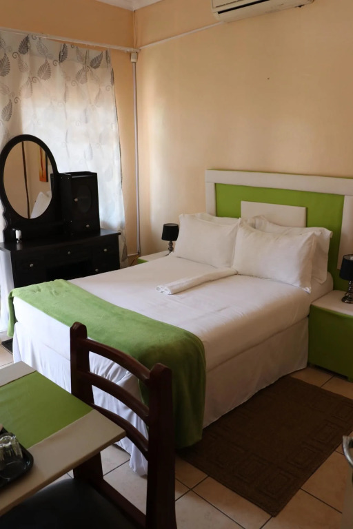 Jojo 2 Steet Guesthouse