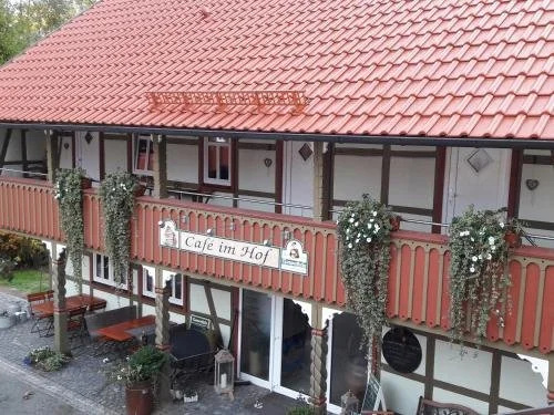 Café im Hof- Bed & Breakfast