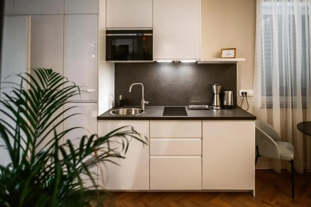 B Residence - Boutique Apartments Ljubljana - Private Parking