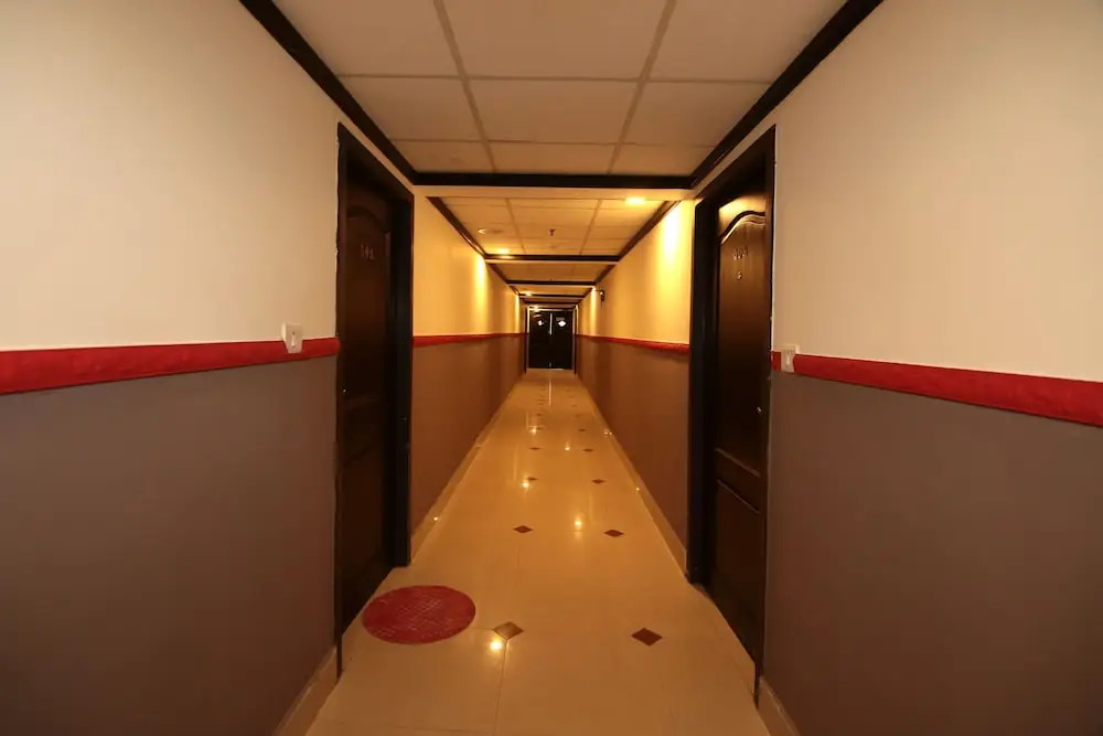OYO Flagship 084 MG Road Trivandrum