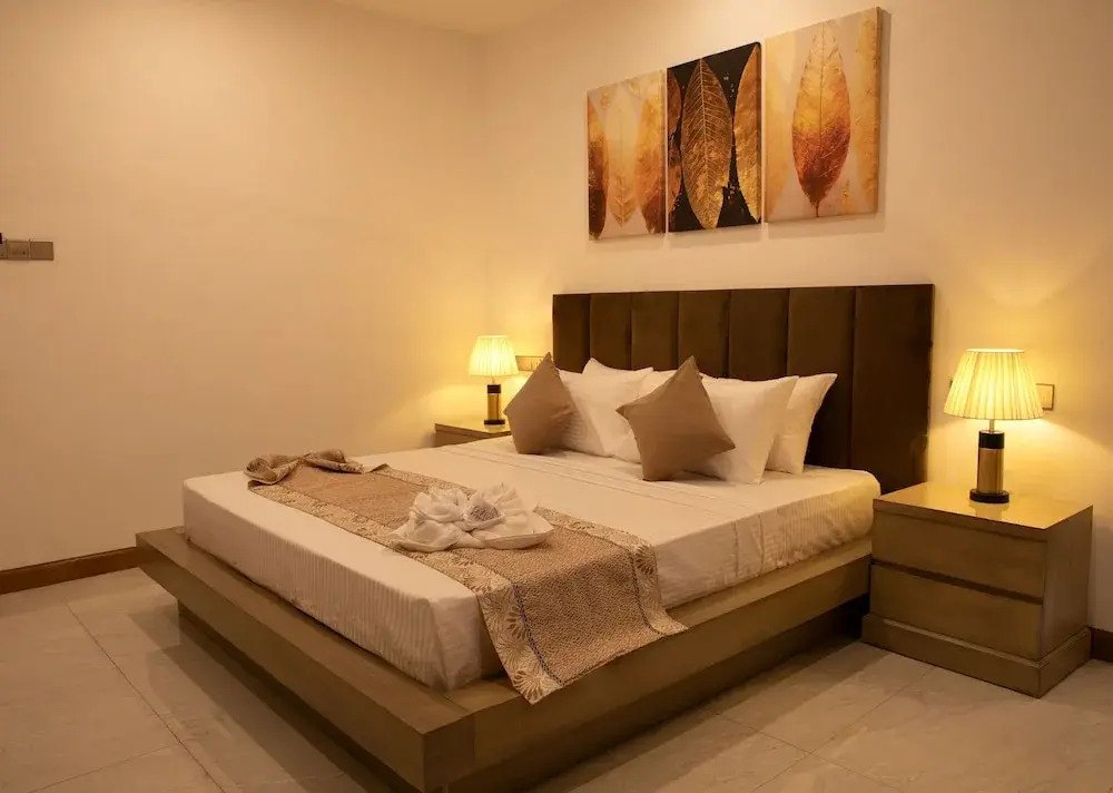 Ravo Hotel