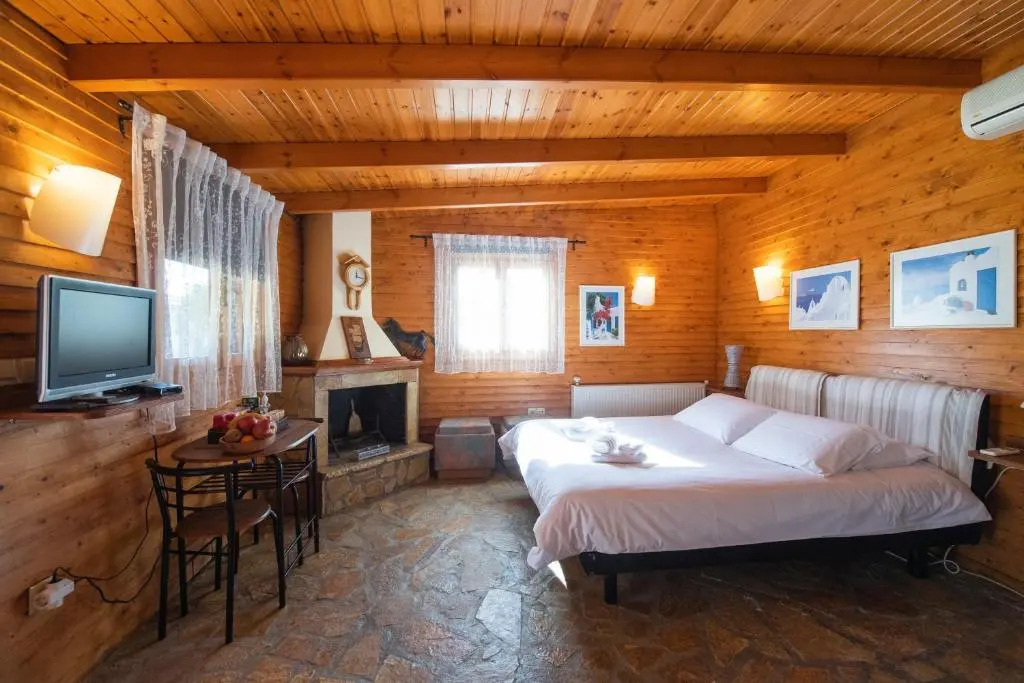Aliki Guest House