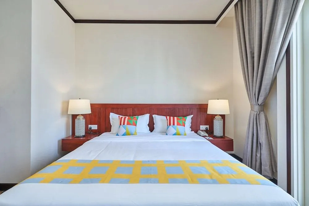 OYO Home 89378 The Platinum Suites