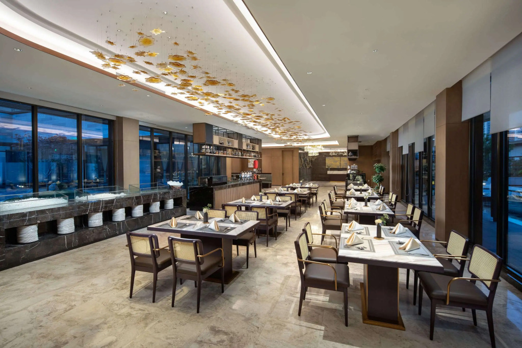 Ramada by Wyndham Luoyang Downtown
