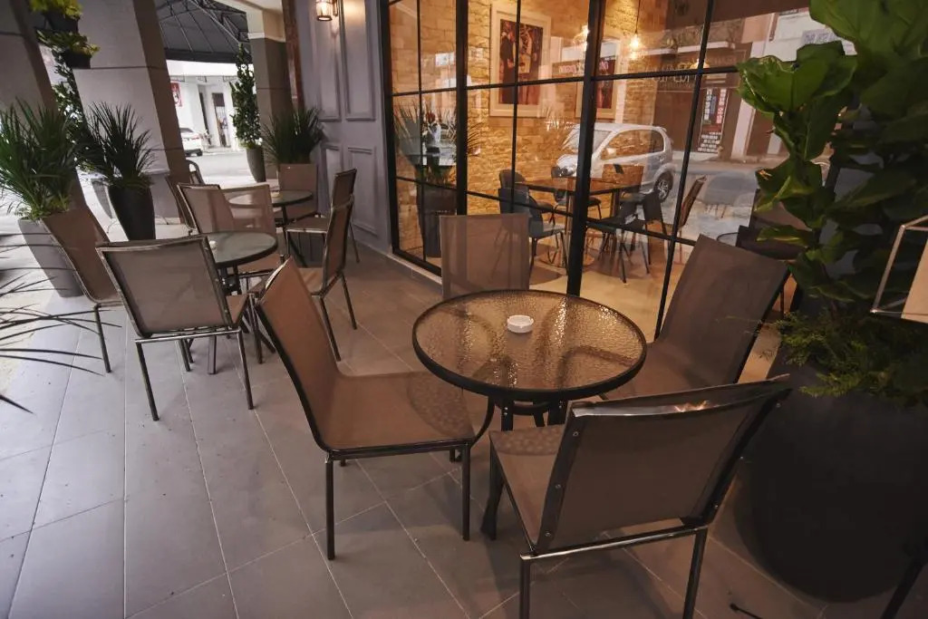 Corsica Hotel