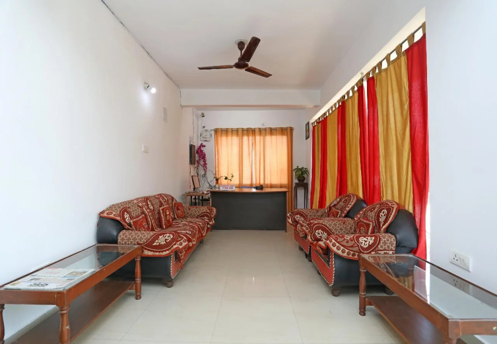 OYO 26496 Hotel Sands Bay