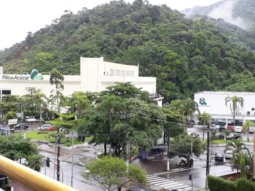 Apto no melhor ponto da Enseada