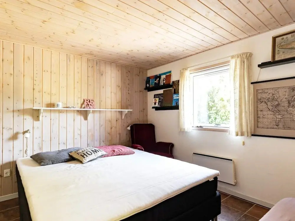8 Person Holiday Home in Logstor