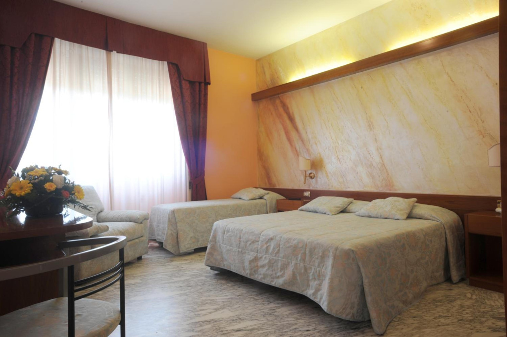 Hotel Excelsior