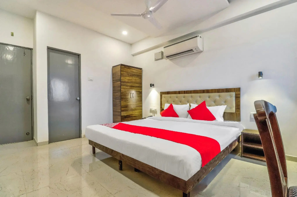 Orient Royale by OYO Rooms