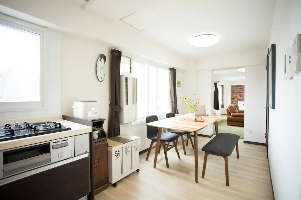 HDO Frontier 24 - Superior Apartment 801