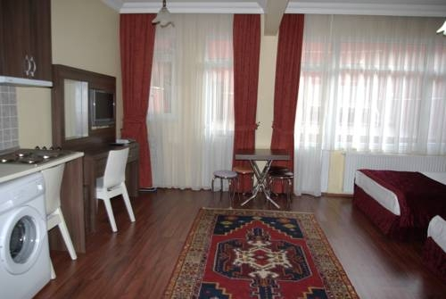 Adrien Hotel