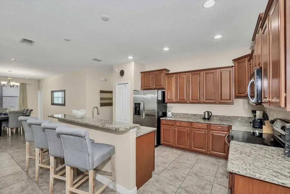 Modern Home, Big Pool Area Near Disney, CDC Cleaning 4cg456