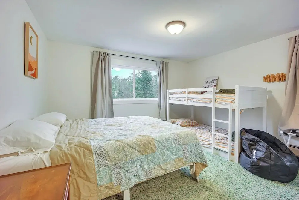 Bromley Mtn Outdoor Hub! Family Gem w/ Game Room
