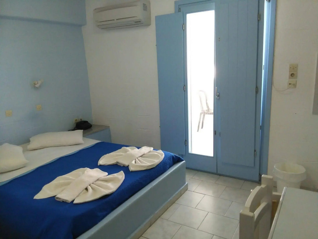 Stratos Apartments & Studios