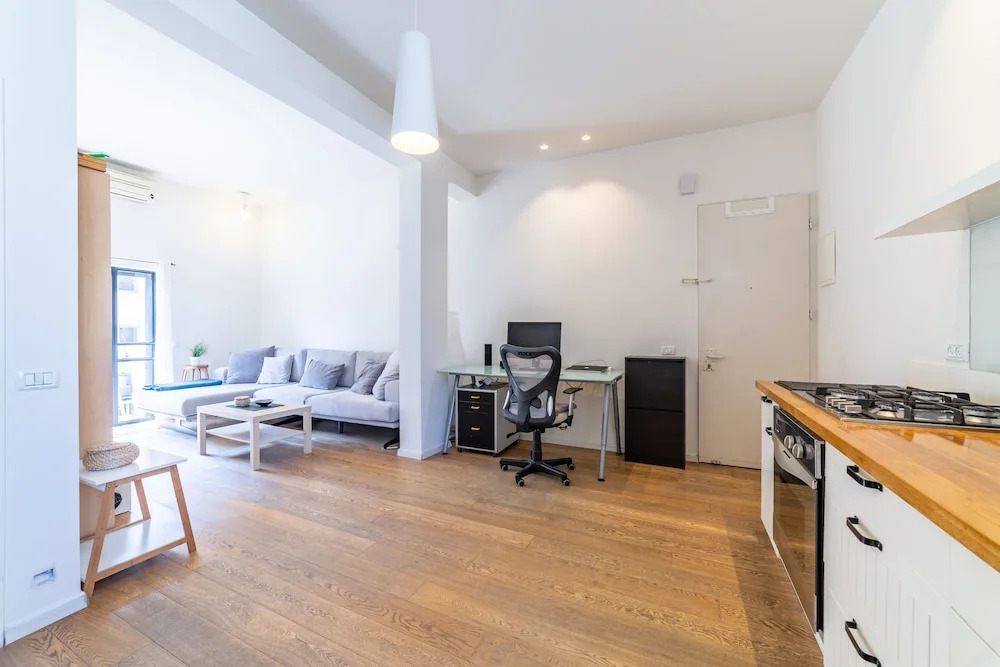 Urban Luxe Apartment - Downtown Tel Aviv