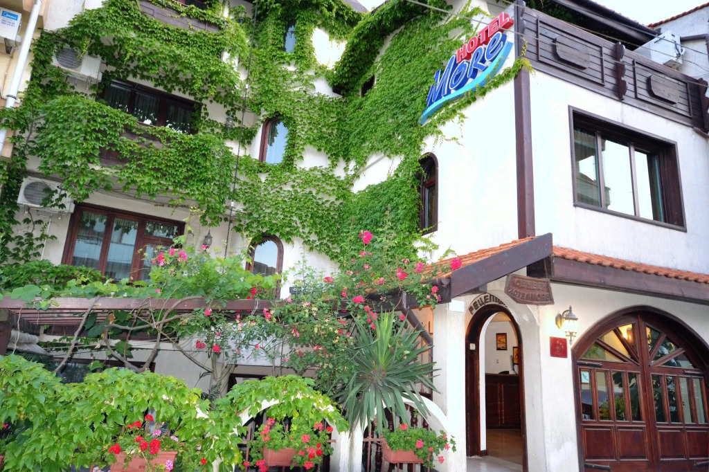 More Family Hotel