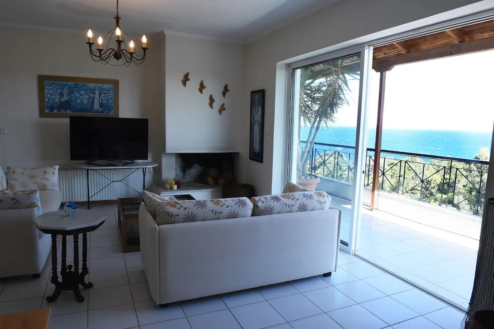Top Floor With Stunning 360 View