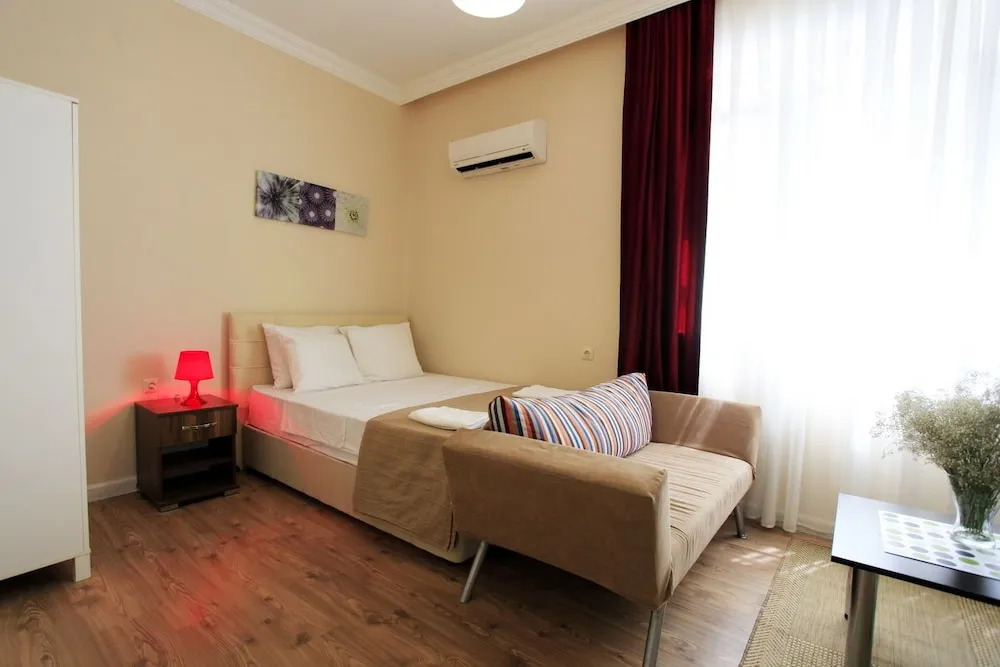 Alsancak City Hostel