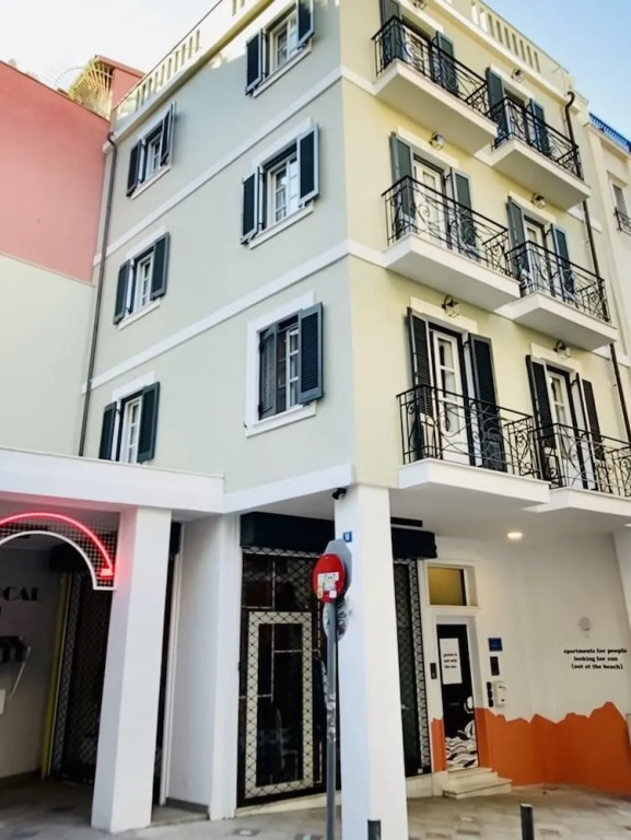 Syntagma Square: Amazing Cozy Studio - Whale