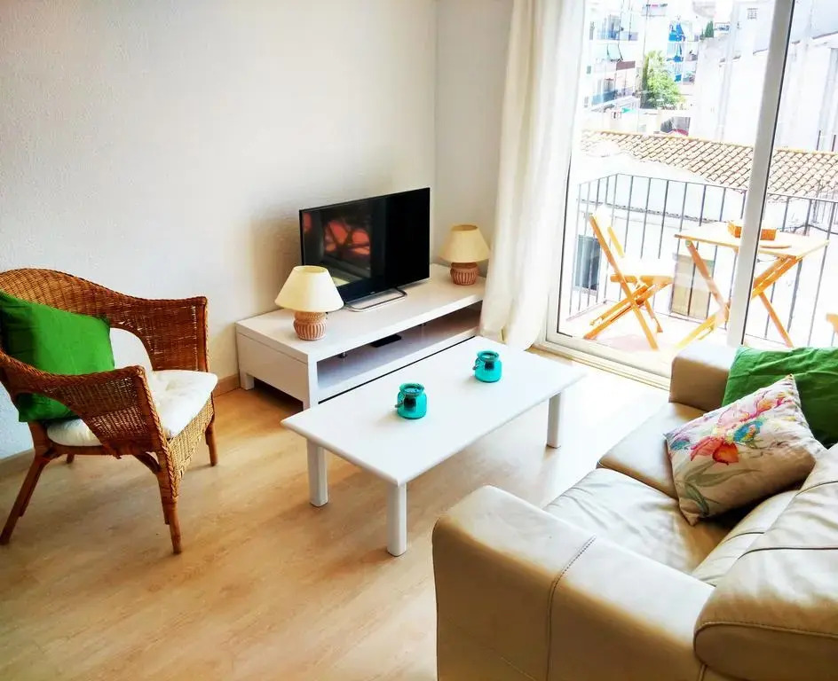 White Mediterranean Apartment