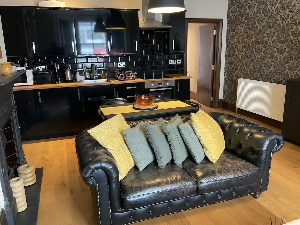 Brighton Beach Stylish 1 Bed Apartment