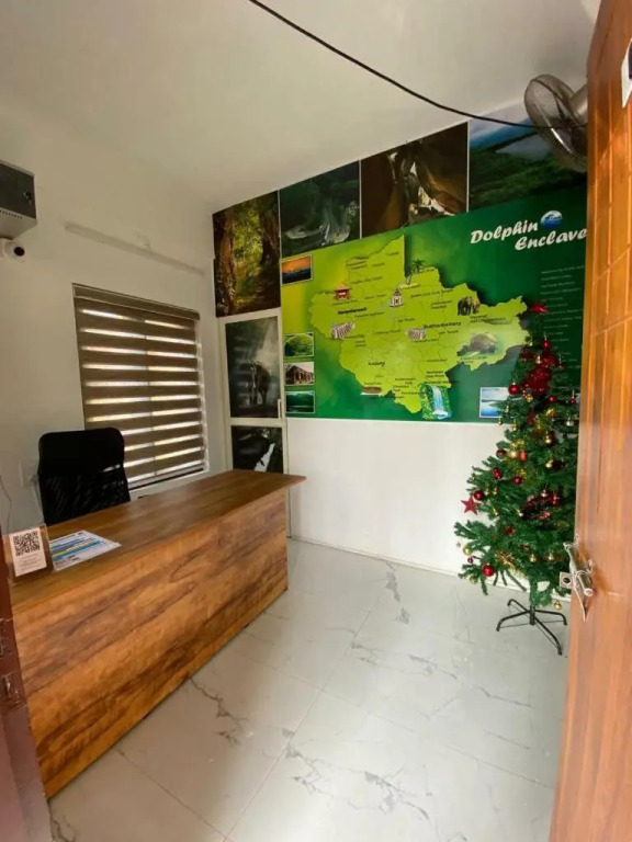 DOLPHIN ENCLAVE SERVICE STUDIO APARTMENTS