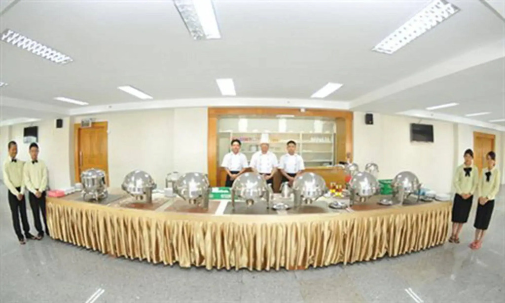 Shwe Phyu Hotel