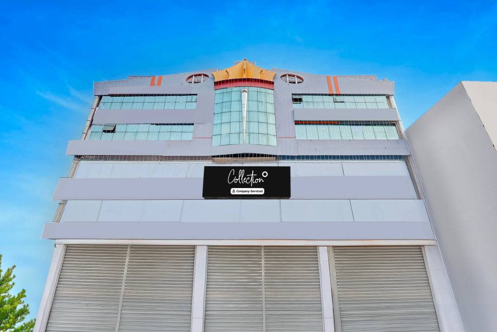 OYO Collection O NAD Near Airport