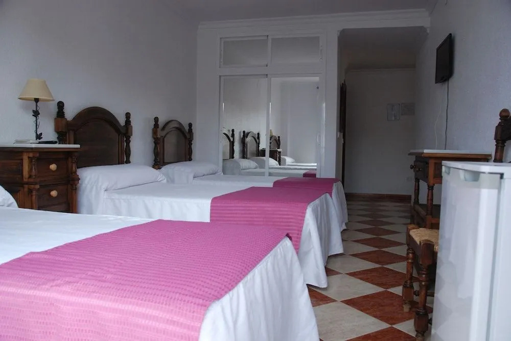 Hostal Puerto Lepe