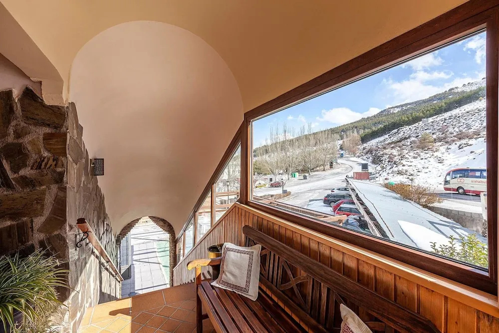 Hotel Sulayr