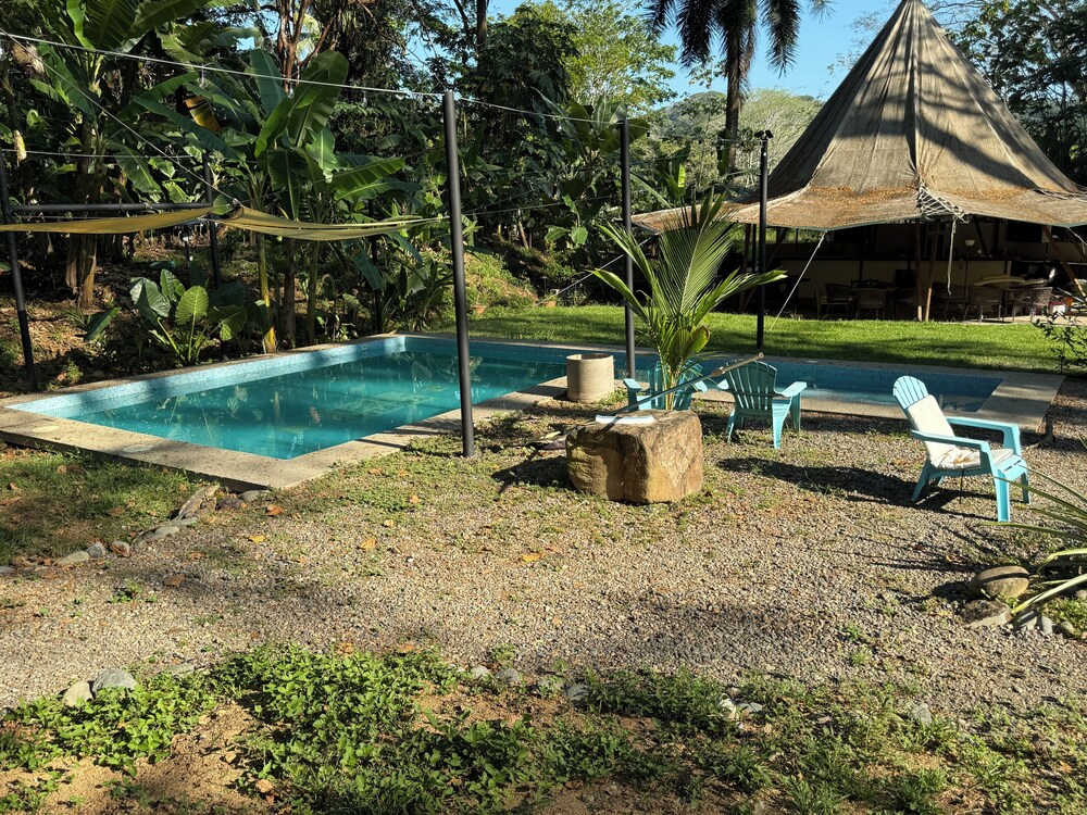 KRITAJNA SAFARi LODGE