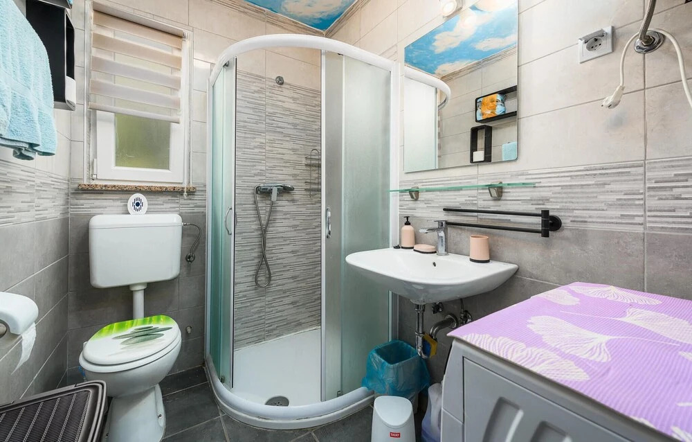 Beautiful Home in Rovinj With 2 Bedrooms, Outdoor Swimming Pool and Wifi