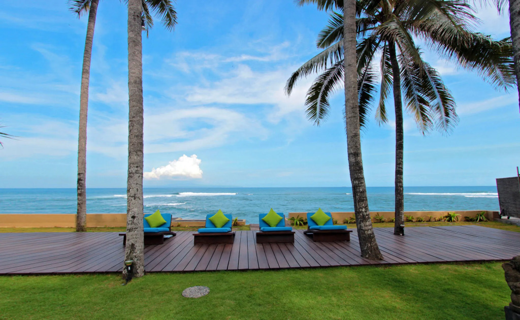 Villa Samudra Luxury Beachfront