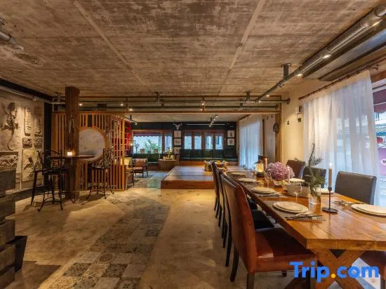 Xicen Summer House on Mogan Mountain