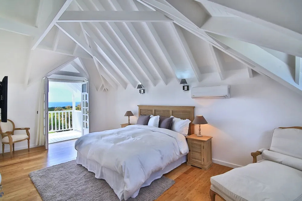 Hamptons Villa