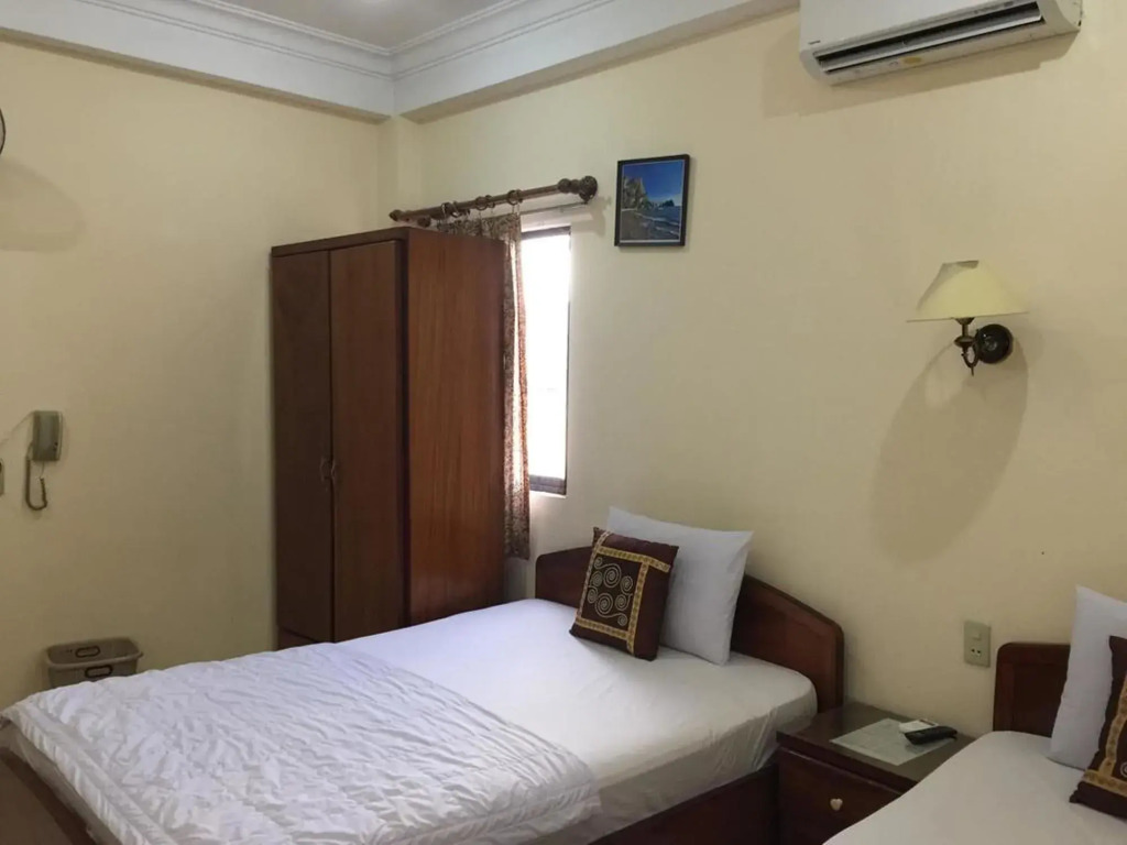 Duyen Saigon Hotel
