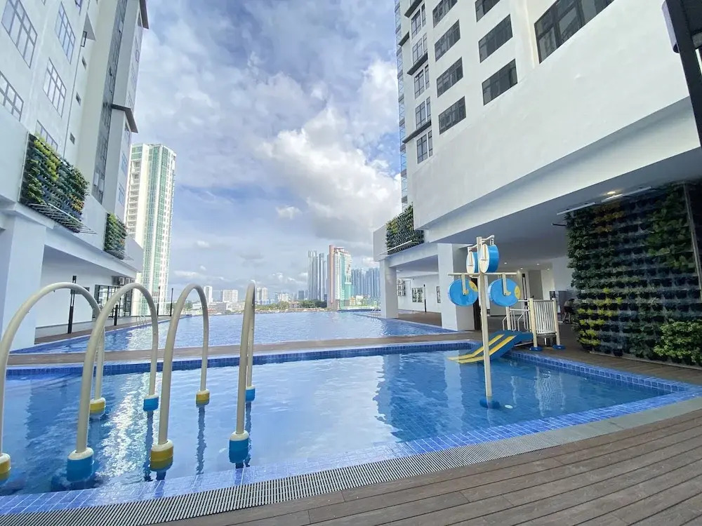 Space Residency by Avery with Cityview at JBCC #Free Parking #Walk 100m to KSL #Infinity Pool #中英文房东