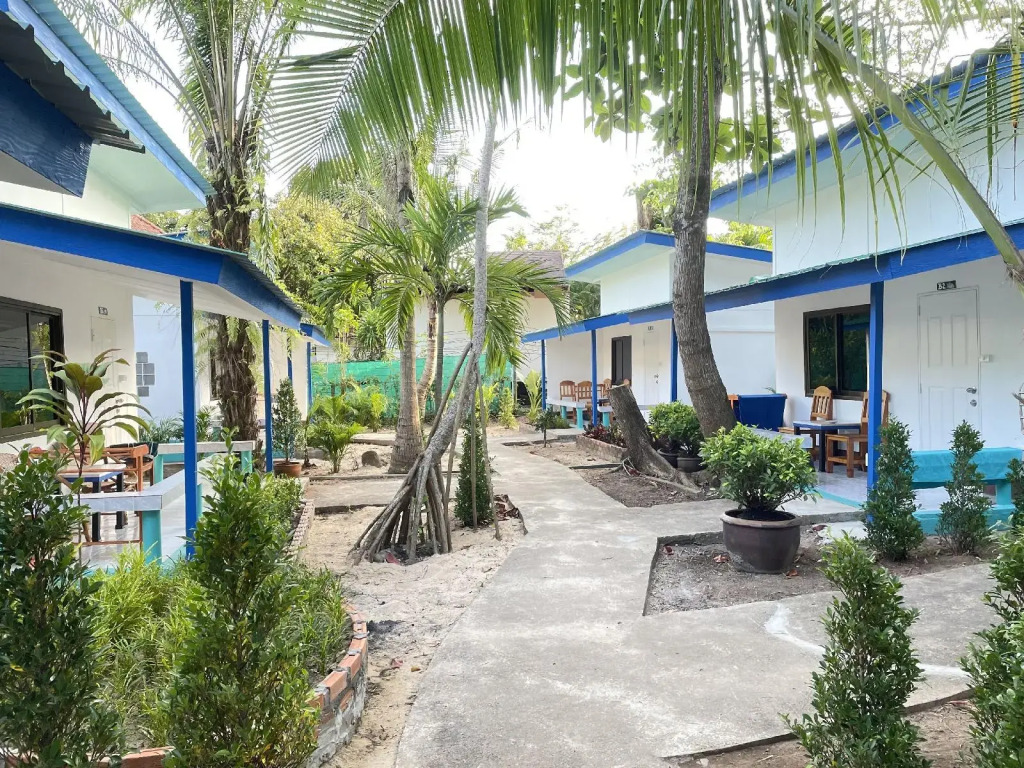 Lanta Island Resort