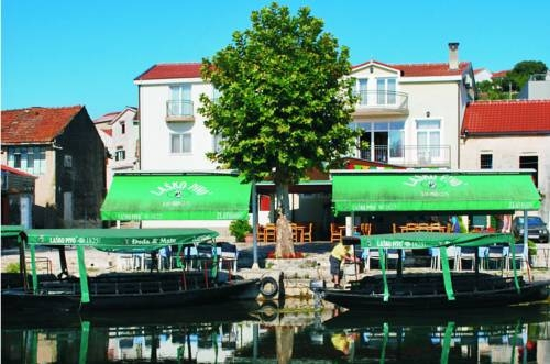 Djudja i Mate - Rooms and local restaurant