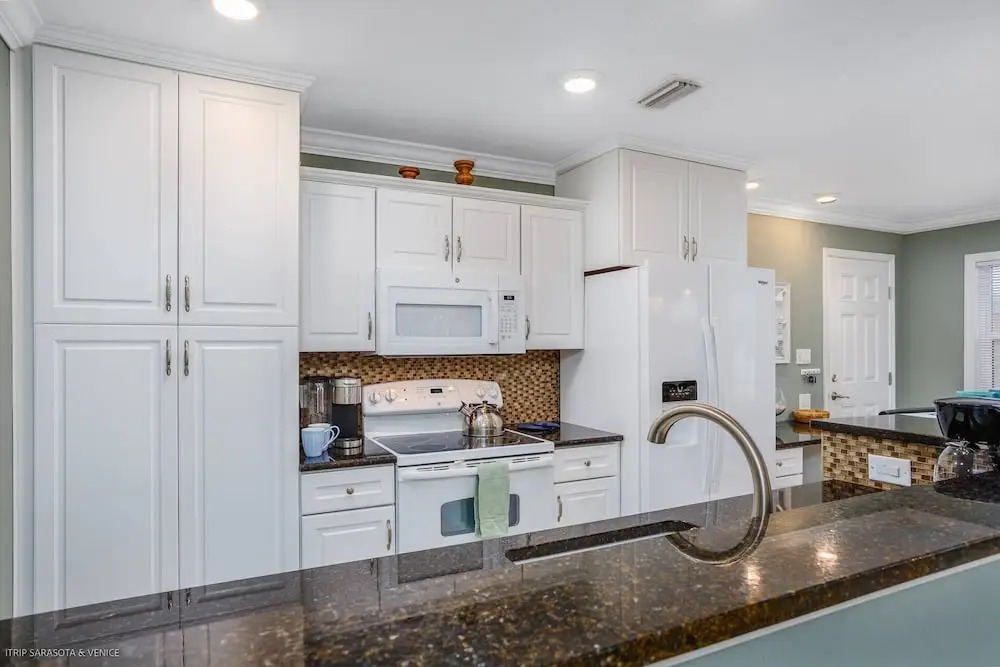 Crystal Sands & Seahorses Beach Villa