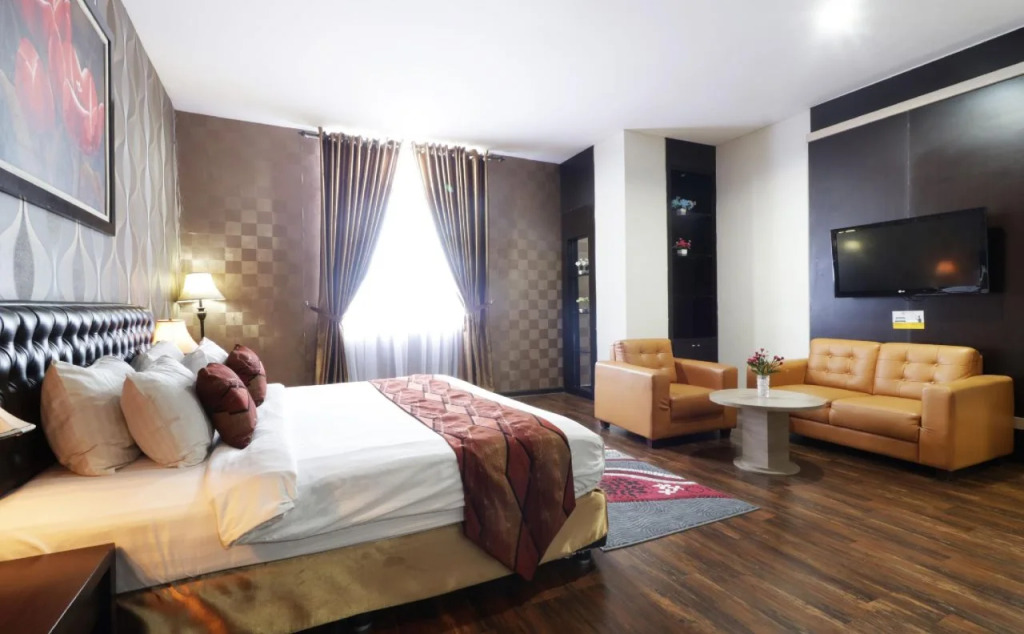 Grand Kanaya Hotel